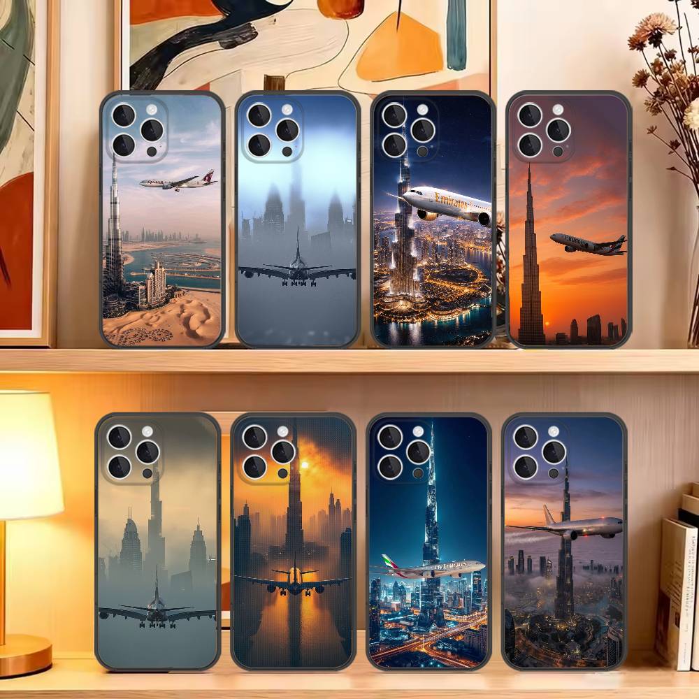 Phone Cases Dubai - Custodia Morbida Nera per iPhone 16,